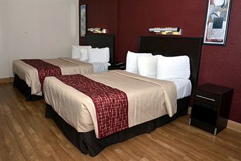 Red Roof Motel 2*